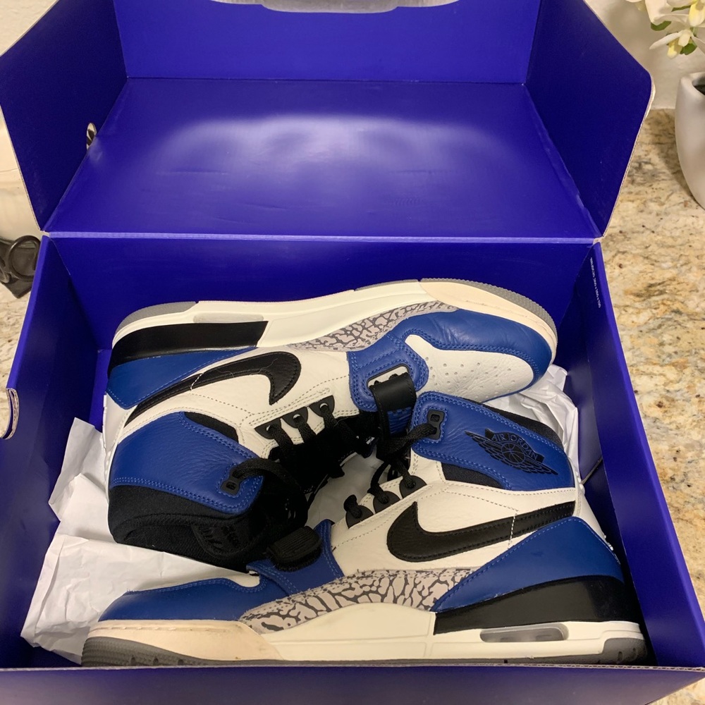 Nike Air Jordan Legacy 312